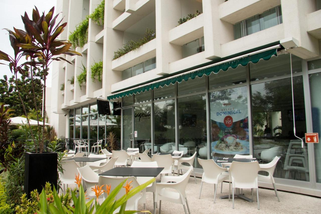 Meson De La Luna Hotel & Spa Мерида Экстерьер фото